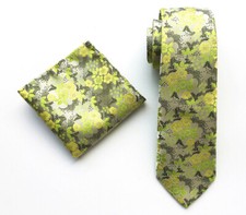 Cravatta Foulard Verde Con Motivo A Fiori Fatto A Mano Per Uomo