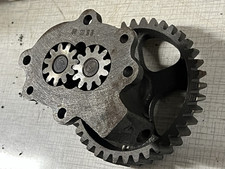 Ölpumpe Multicar M22 Dumper Waran Cunewald 2VD orig. DDR IFA