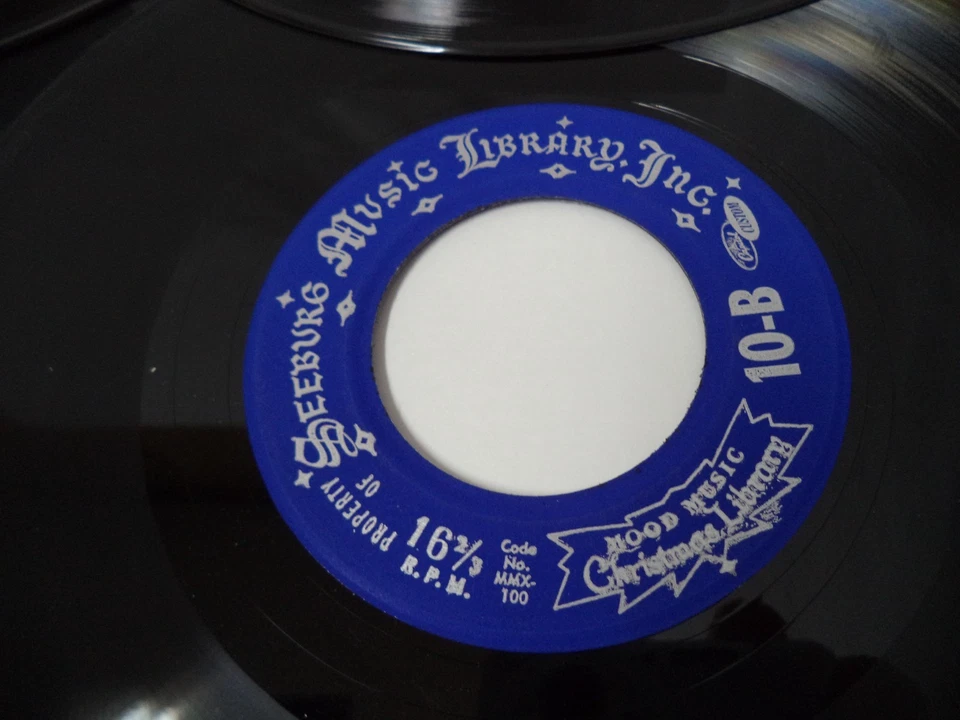 6 vintage Christmas Seeburg 1000 Background Music System records - Image 4 of 4