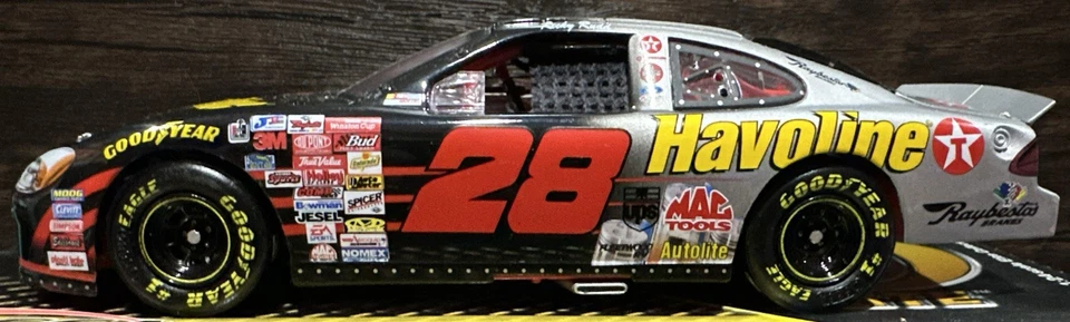 2001 Ricky Rudd Texaco Bud Shootout Ford Taurus 1/24 Action Elite Nascar Diecast - Image 2 of 4