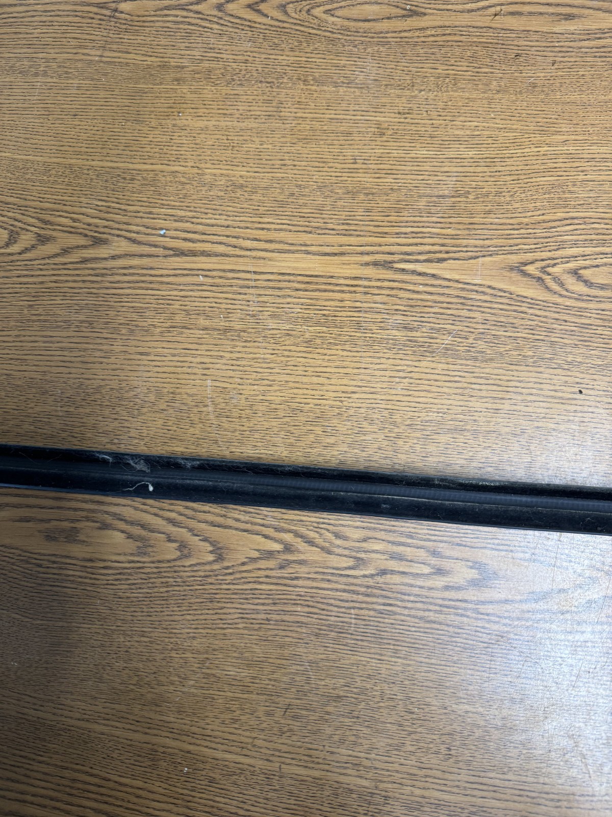 2004-2008 Maserati Quattroporte Right Front Side Door Window Belt Molding Black