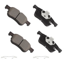 4PCS For Lincoln Corsair 2025 Reserve For Ford Escape 2020-2024 Front Brake Pads