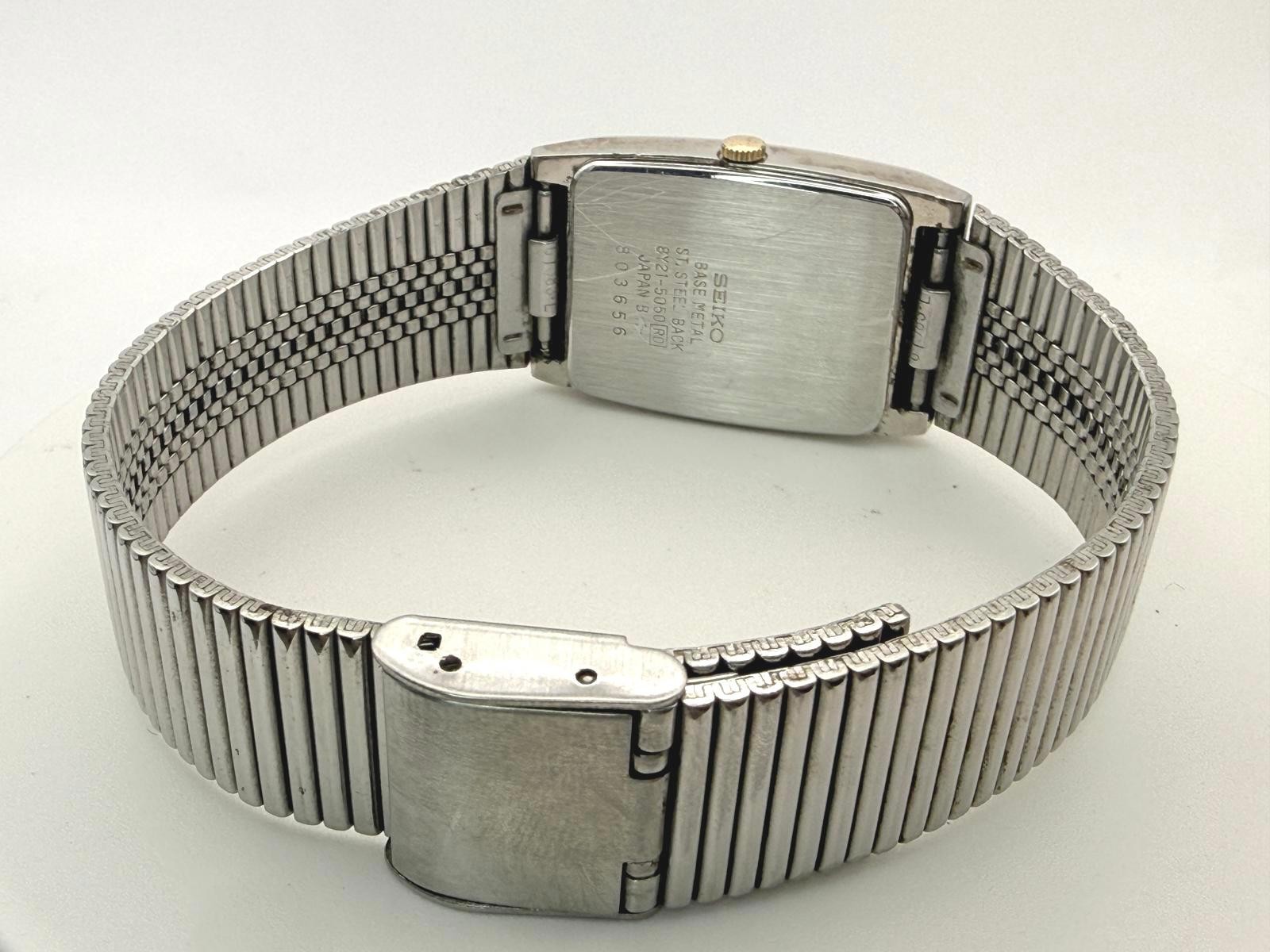 Seiko Quartz Rectangular Watch 23mm Model 8Y21-50… - image 6