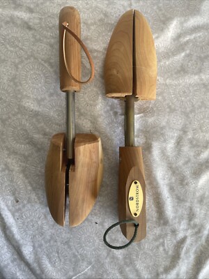 Nordstrom Adjustable Cedar Shoe Form USA Split Toe Shoe Shapers Stretchers  Sz M