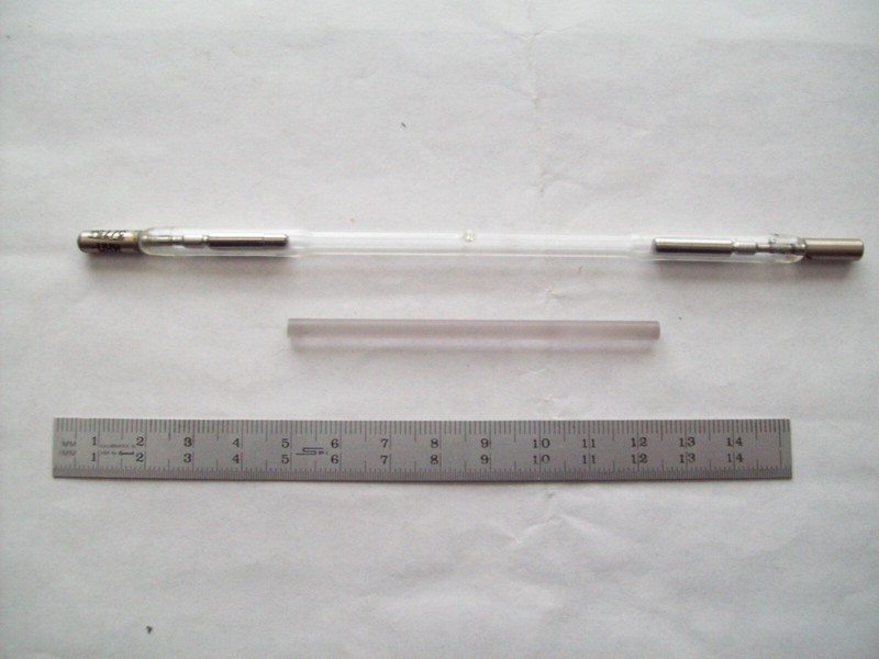 Set of Nd:YAG rod, 4 x 76mm, slightly used, and matching size flashlamp, new