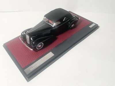 Miniatures montées - Cadillac V-16 dual Cowl Sport Pheaton ouverte
