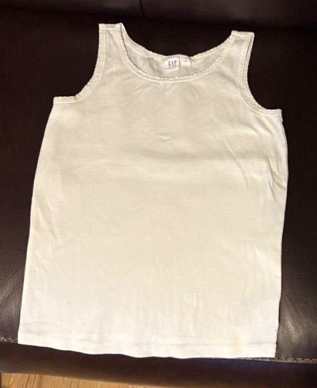 Gap Kids Girls XL 12 White tank with lace around neck and arm holes