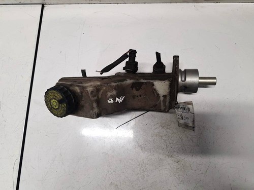 Master brake cylinder