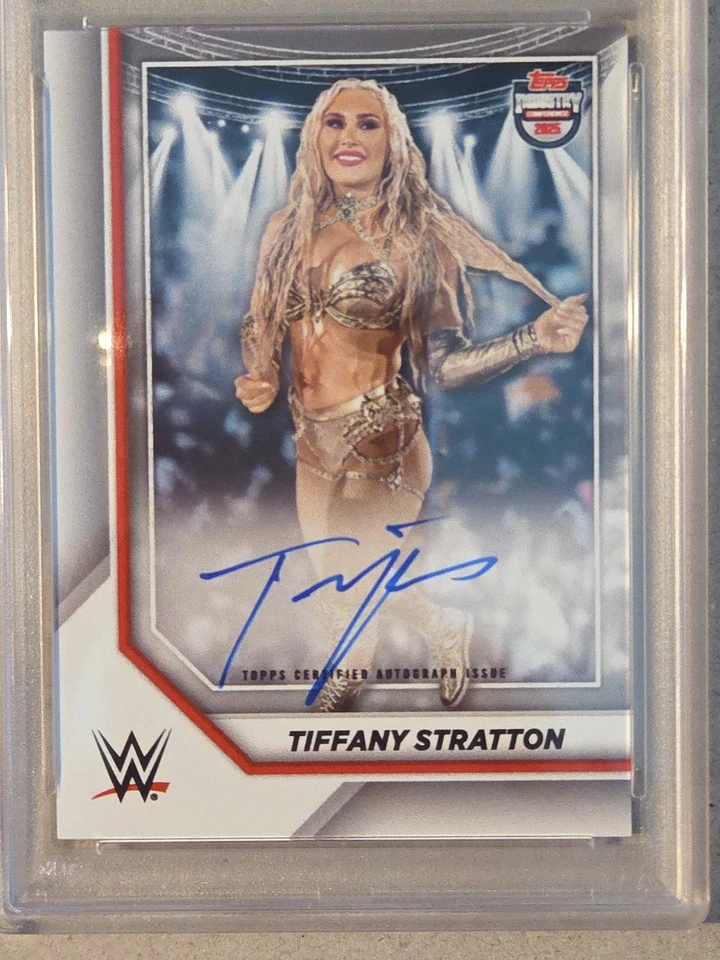 2025 Topps Industry Conf Tiffany Stratton Autograph PSA 10 GEM MT WWE Rookie RC - Image 2 of 4