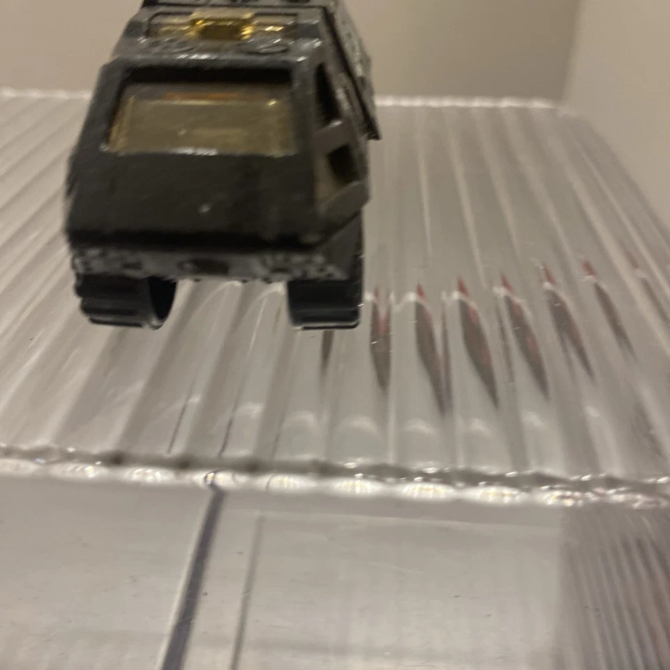 2009 SWAT EMERGENCY RESPONSE WELLY DIECAST CAR TOY Black Tank A12 - Image 3 of 4