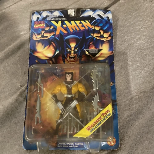Marvel Comics X-Men Battle Ravaged Wolverine 1995 ToyBiz Vintage Action Figure