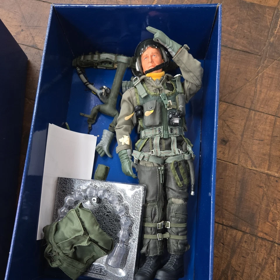 Figura Elite Force Aviator GEORGE W BUSH Presidente de los Estados Unidos y Aviador Naval Foto 3 de 4