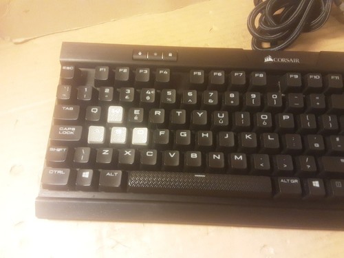 corsair k70 RGB mk.2 mechanical gaming keyboard - Picture 7 of 11