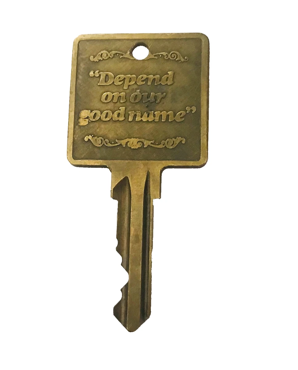 ゴールドゴルフロッカーズ WORDMARK ROOM KEY HOLDER ゴールドゴルフロッカーズ WORDMARK ROOM KEY HOLDER 【公式通販】