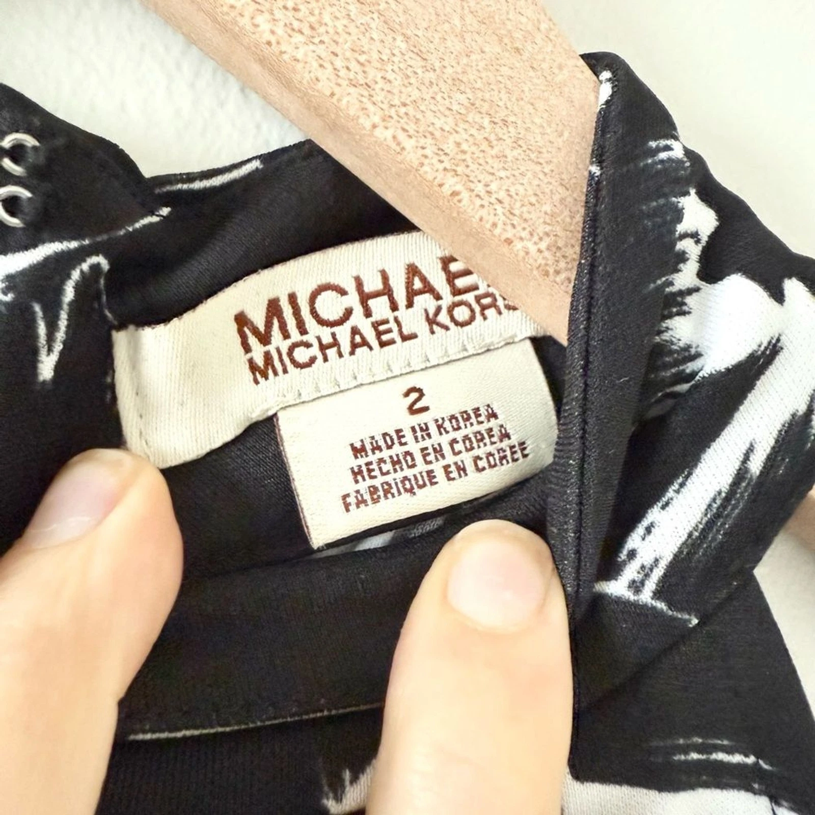 Abito smanicato collo alto Michael Kors bianco e nero floreale Taglia 2