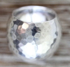 VINTAGE WIDE HAMMERED STERLING SILVER BAND 925 RING SZ 9.25 STACK RETRO PRETTY