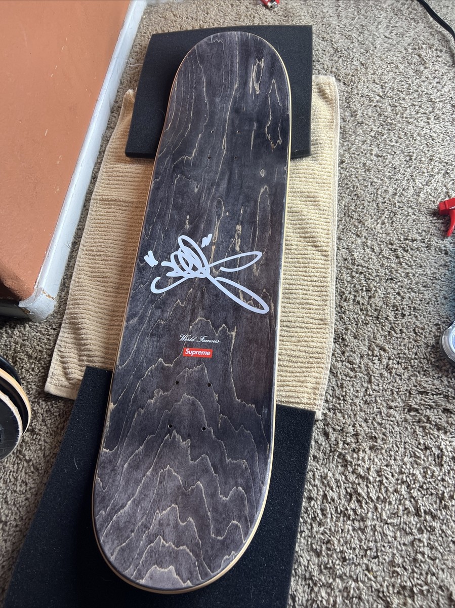 Supreme Lee Quinones Graffiti Logo Skateboard Deck SS18 Blue Supreme Lee Quinones Graffiti Logo Skateboard Deck SS18 Blue