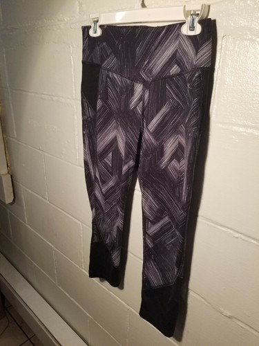 Danskin Now Semi Fitted Pants