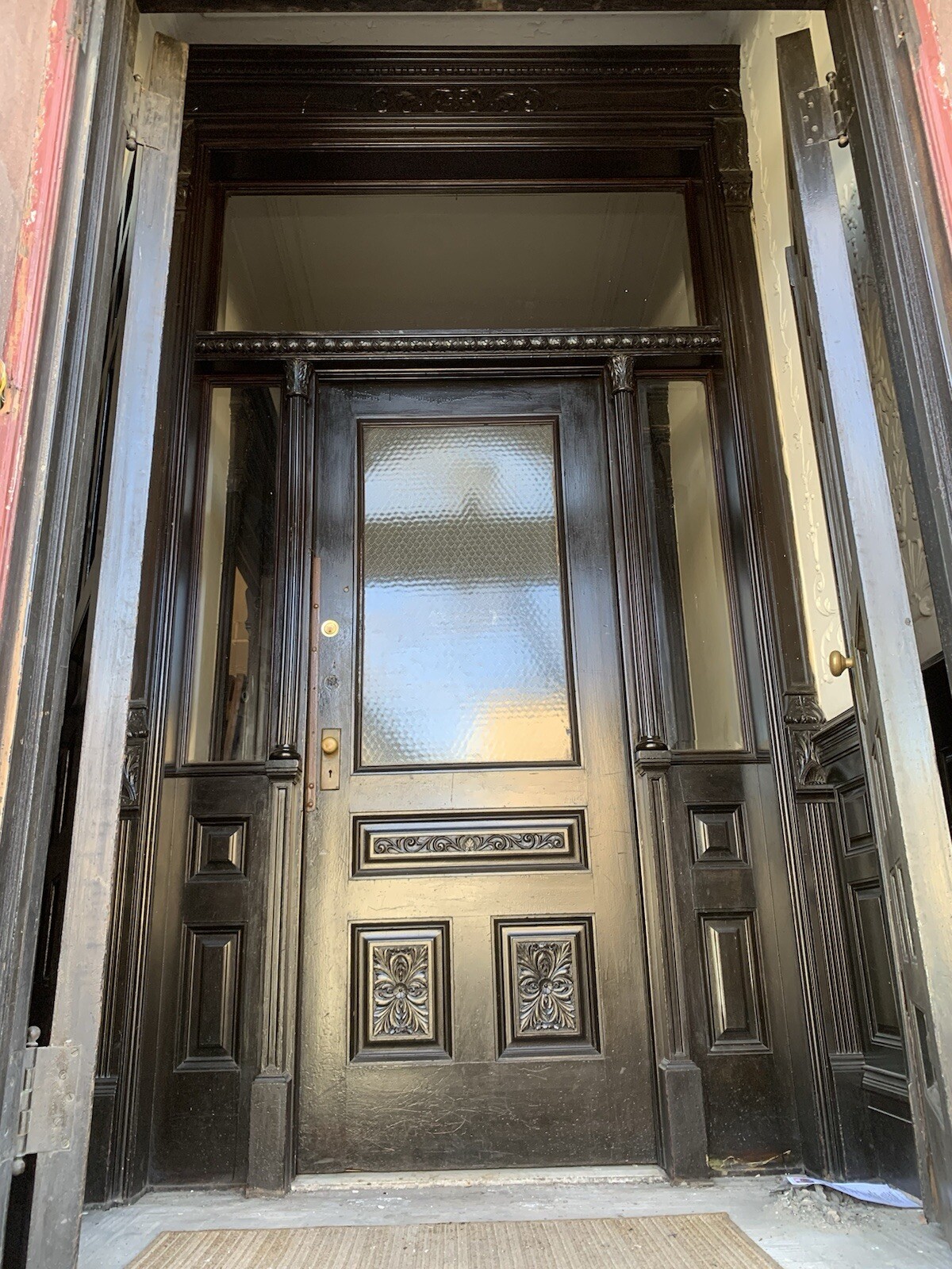 ~ ANTIQUE CARVED MAHOGANY ENTRYWAY DOOR SIDELITES TRANSOM FRAMEWORK MOLDINGS