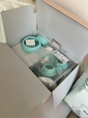 zomee z2 double electric breast pump , new never used 