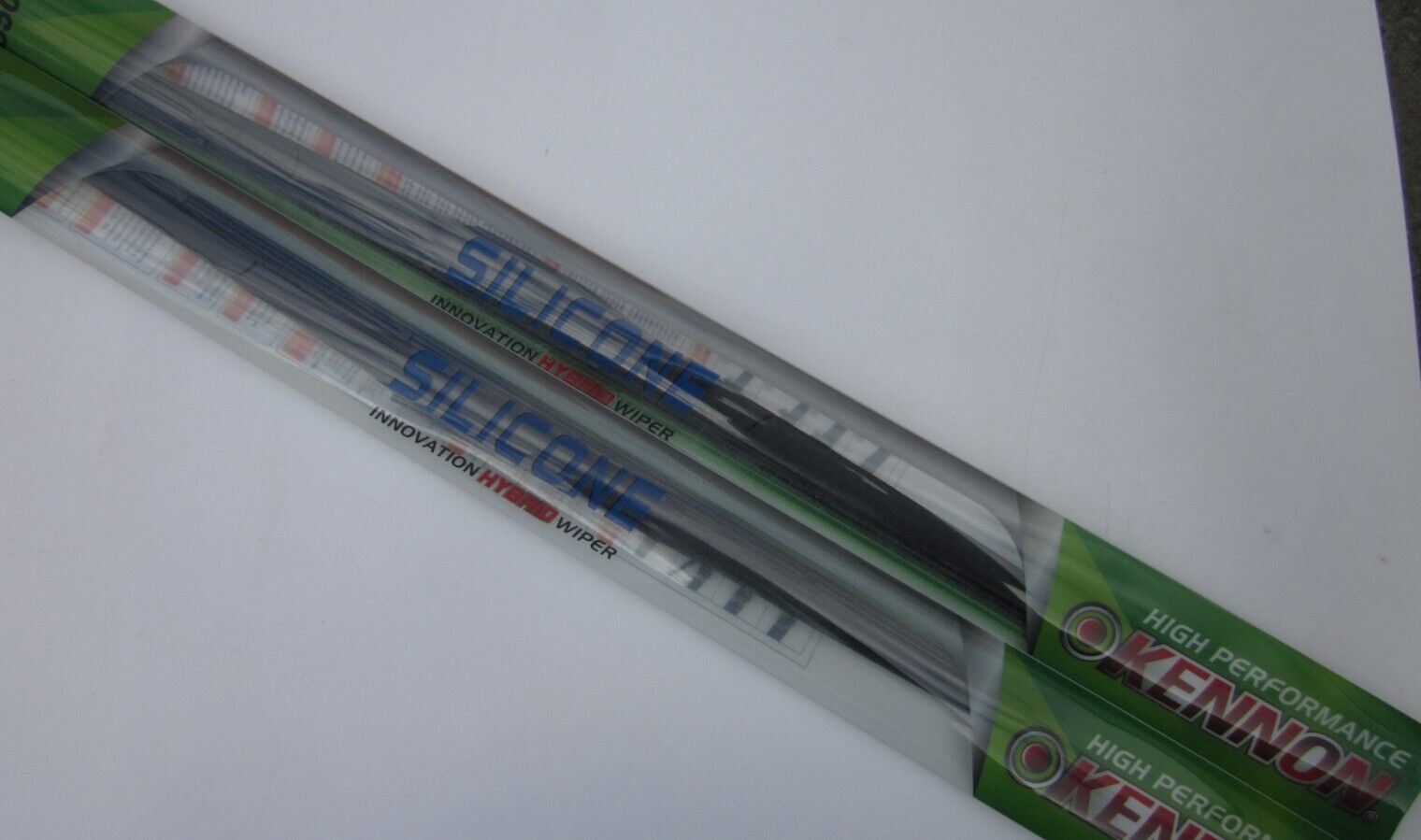 Ford Falcon FG FGX 20082016 Front Wiper Blades Kennon Hybrid Pair (2