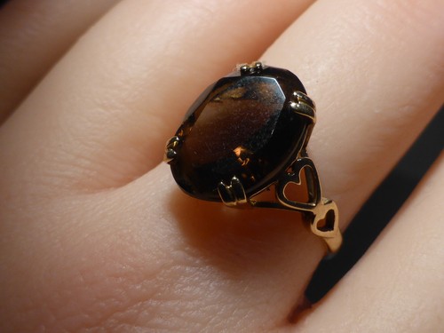 9ct Gold Smoky Quartz Ring Heart Shoulders UK Hallmark 1992 Size M 5Ctw Boxed - Picture 9 of 23