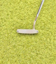 Taylormade 2026 SYSTM2 Del Monte Putter - 34 Inch *RRP �229*