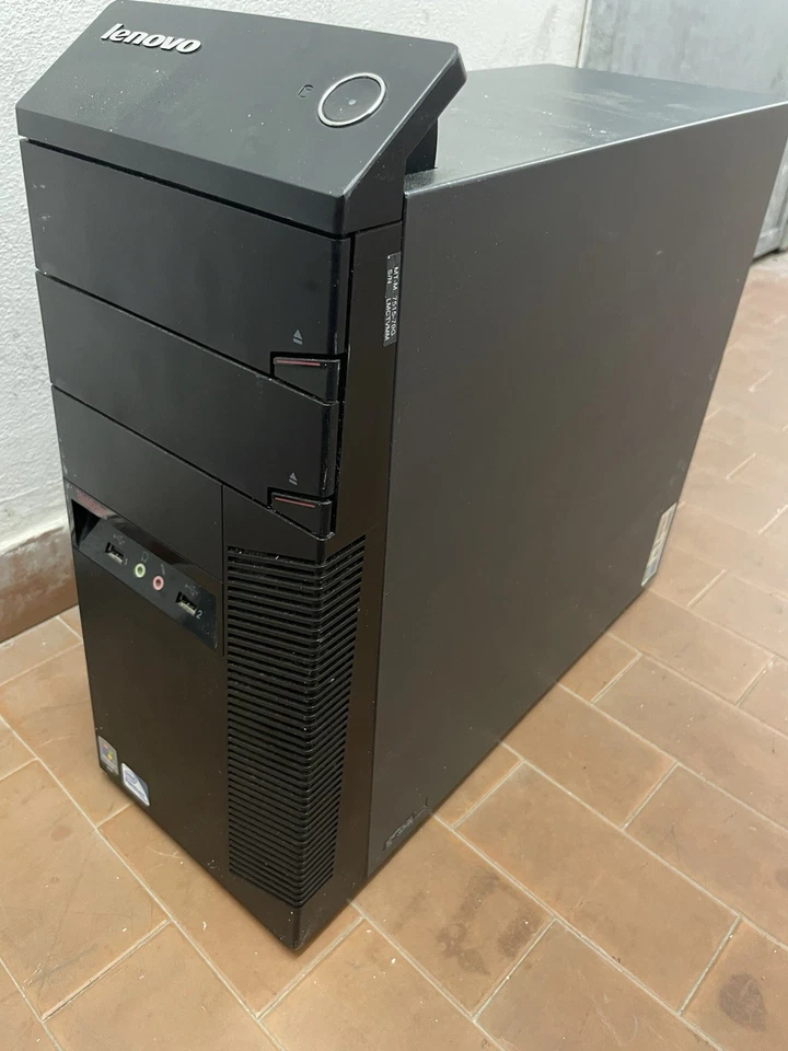 Lenovo ThinkCentre Computer torre Lenovo Thinkcentre Intel Pentium - Immagine 2 di 4