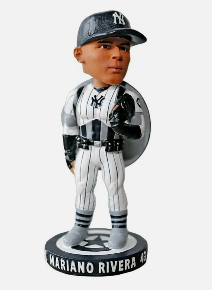 Mariano Rivera New York Yankees SGA 7/12/19 Captain America Bobblehead NIB - Image 4 of 4