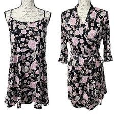 Rene Rofe Sleepwear Short Knit Robe & Gown Set Size M Black & Pink Floral Ruffle