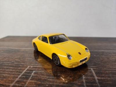Burago Porsche 911 Carrera Yellow  1:43 Rare 54NJI10 Made In China
