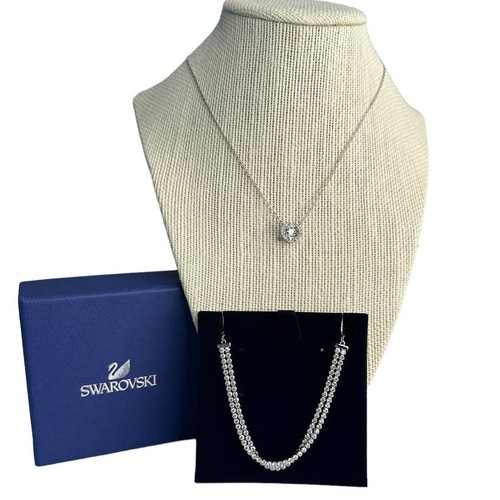 Swarovski Sparkling Dance Necklace and Bracelet set