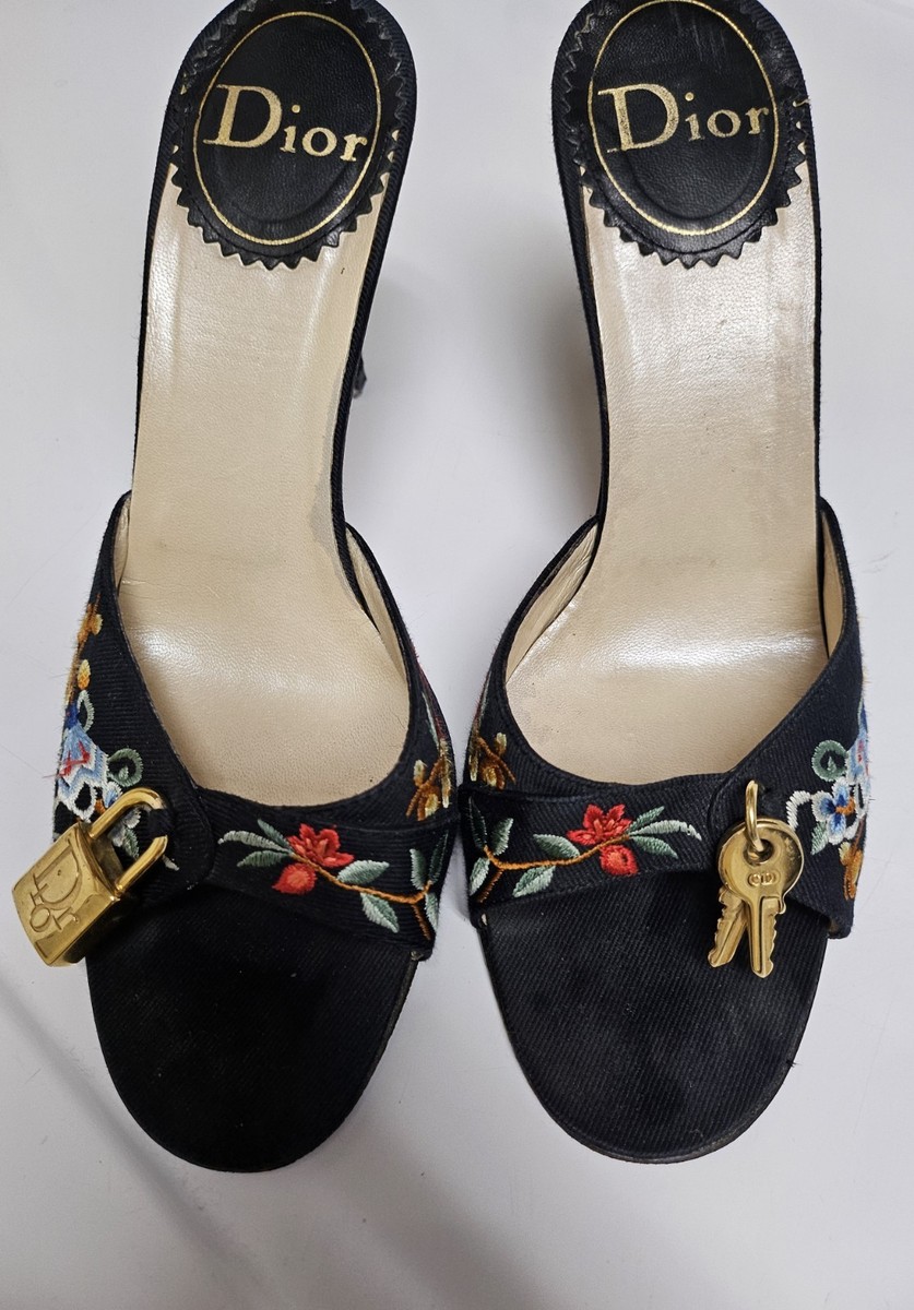 靴 Vintage Dior lock key heels Vintage Dior Black Lock & Key Mule Heels Embroidered