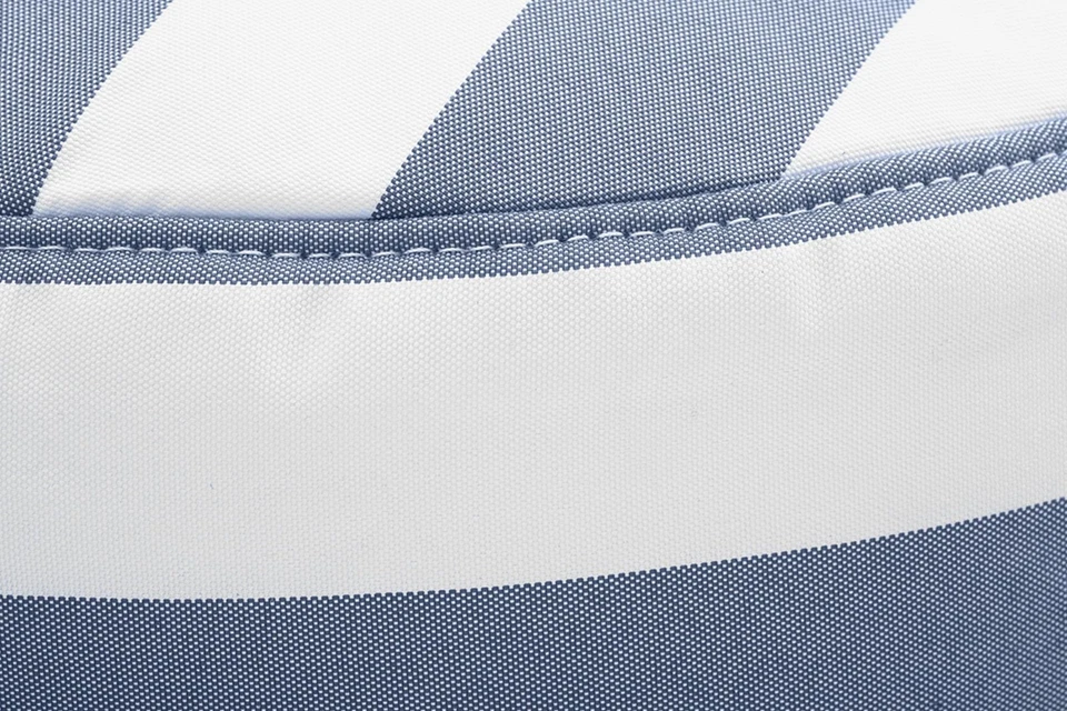 Puf otomano Point Outdoor, rayas azul océano, pequeño Foto 2 de 4