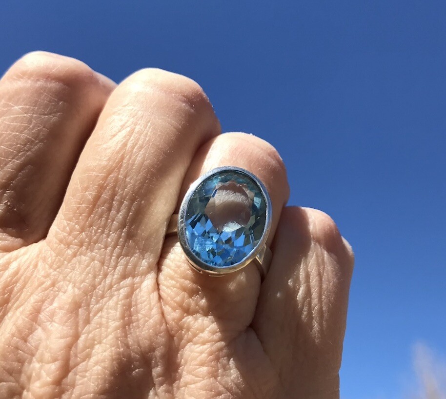 Sterling Silver Faceted Blue Topaz Ring