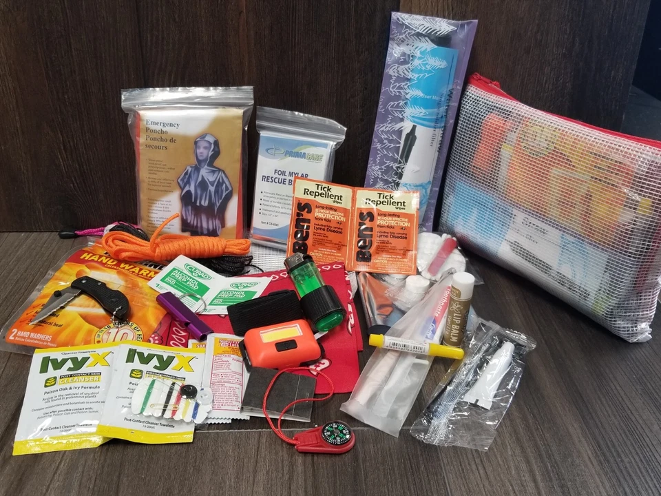 Travel Emergency Kit. The Tiny Everything Pouch - Image 2 of 4