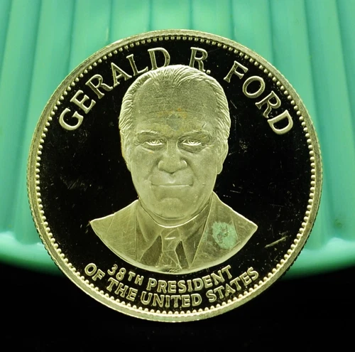 President Gerald R Ford Franklin Mint Proof Art Round 92.5% Silver