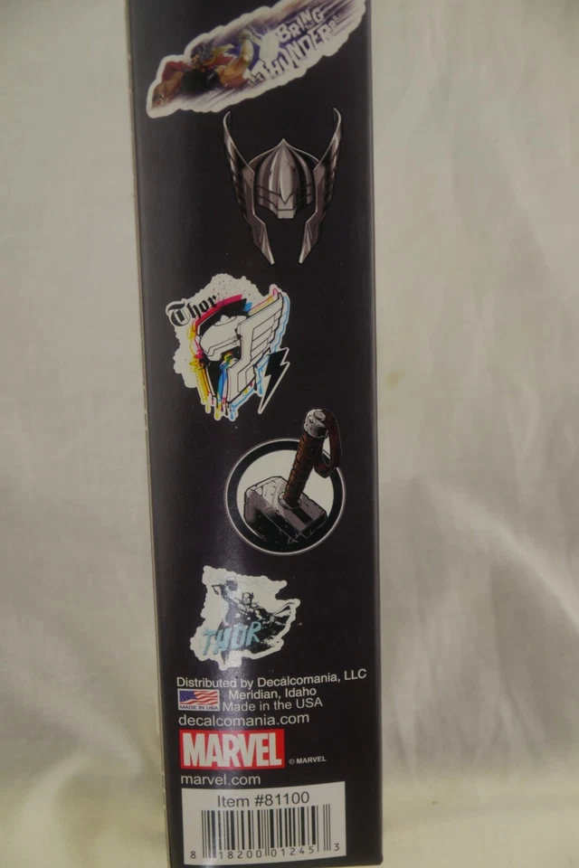 Calcomanías de pared aumentadas interactivas Marvel grandes Thor 23" x 27" con 9 calcomanías adicionales Foto 3 de 4