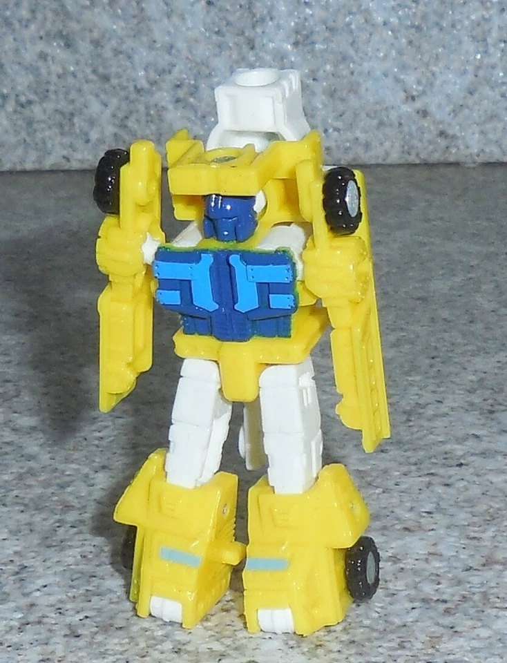 Transformers Siege ROAD POLICE WHEEL BLAZE Autobots vs Decepticons WFC - Image 3 of 3