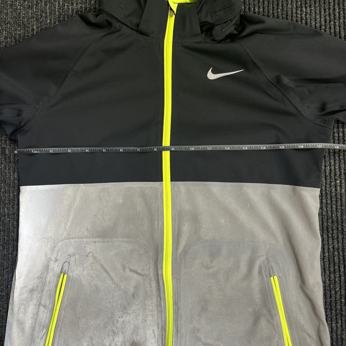 Nike Jacket Size Small Shield Flash Hooded Reflective Running