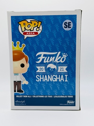 Pop Asia Freddy Funko as Guan Yu SILVER 2021 Summer Convention Limited Edition - Picture 3 of 9