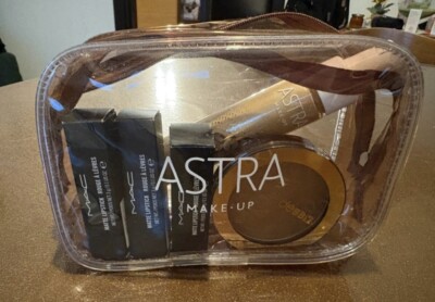 Schminkkoffer mit 3 Mac Lippenstiften, Debby Bräunungserde und Leuchtmittel