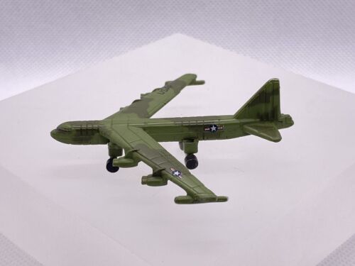 Micro Machines Military B-52 Stratofortress Bomber Aircraft Galoob LGTI 1999 - Picture 4 of 8