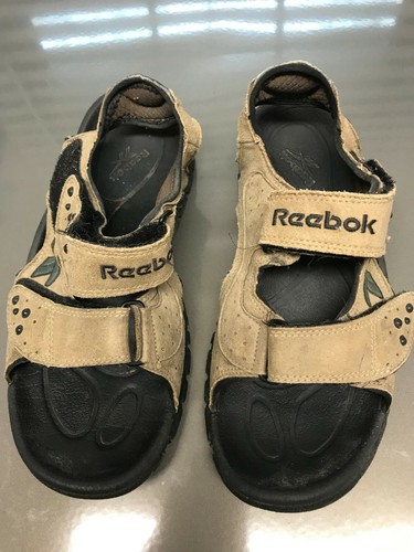 reebok strap sandals