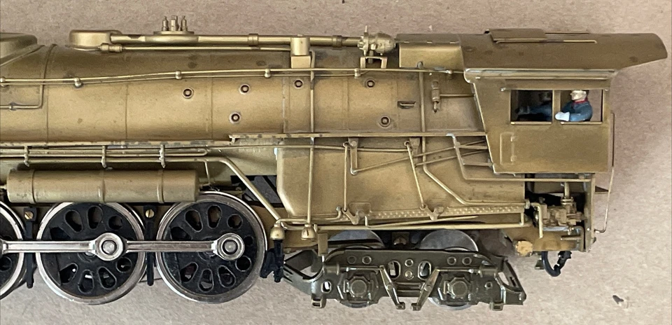 United Scale Models Santa Fe 4-8-4 unpainted brass HO locomotive - Image 3 of 4