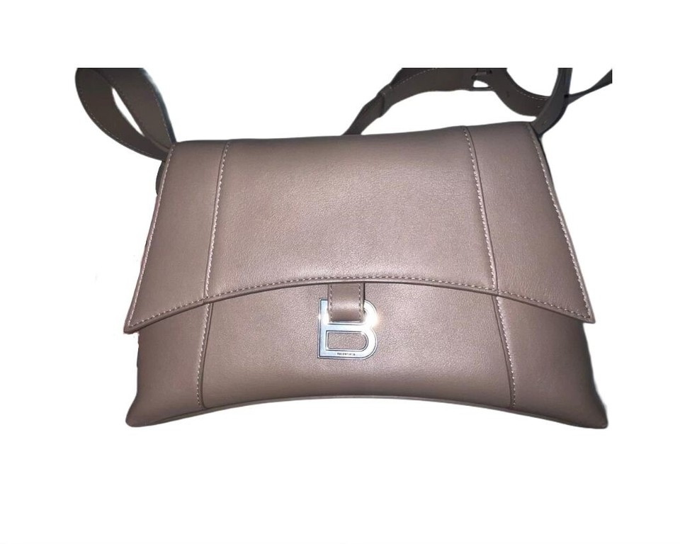 Balenciaga soft downtown bag in brown REDUCED!