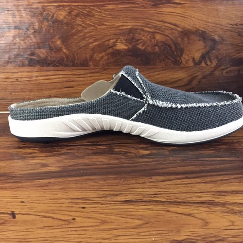 GECKO MAN Women Walk Hero Canvas 