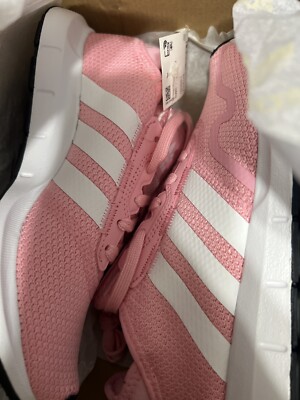 NIB ADIDAS Light Pink Big Kids' Swift Run X Sneakers, Size 4