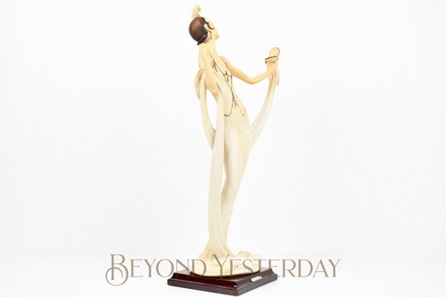 GENUINE GIUSEPPE ARMANI THE MIRROR LADY WITH POWDER PUFF FIGURINE - VINTAGE 1987 - Picture 10 of 15