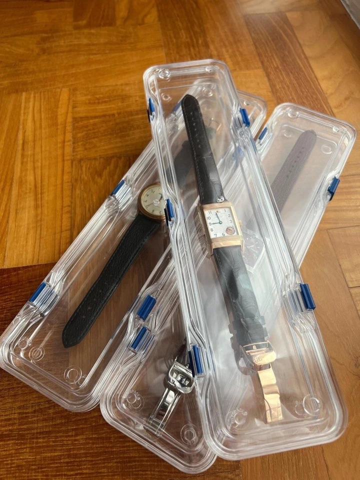 Vitrina de membrana acrílica transparente para relojes y joyas - Suspensión flotante Foto 4 de 4